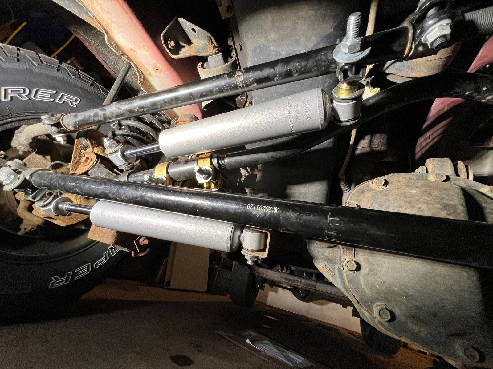 KOR-2052 Dual Steering Stabilizer Kit: WJ Grand Cherokee ONLY