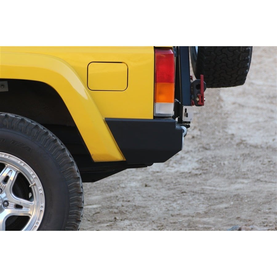 ROCK HARD 4X4™ PATRIOT SERIES REAR BUMPER W/ TIRE CARRIER FOR BUSHWACKER™ FLAT FLARES FOR JEEP CHEROKEE XJ 1984 - 2001